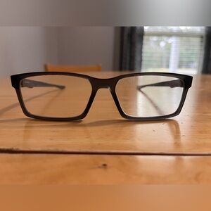 Oakley men’s eyewear eyeglasses model Overhead like new